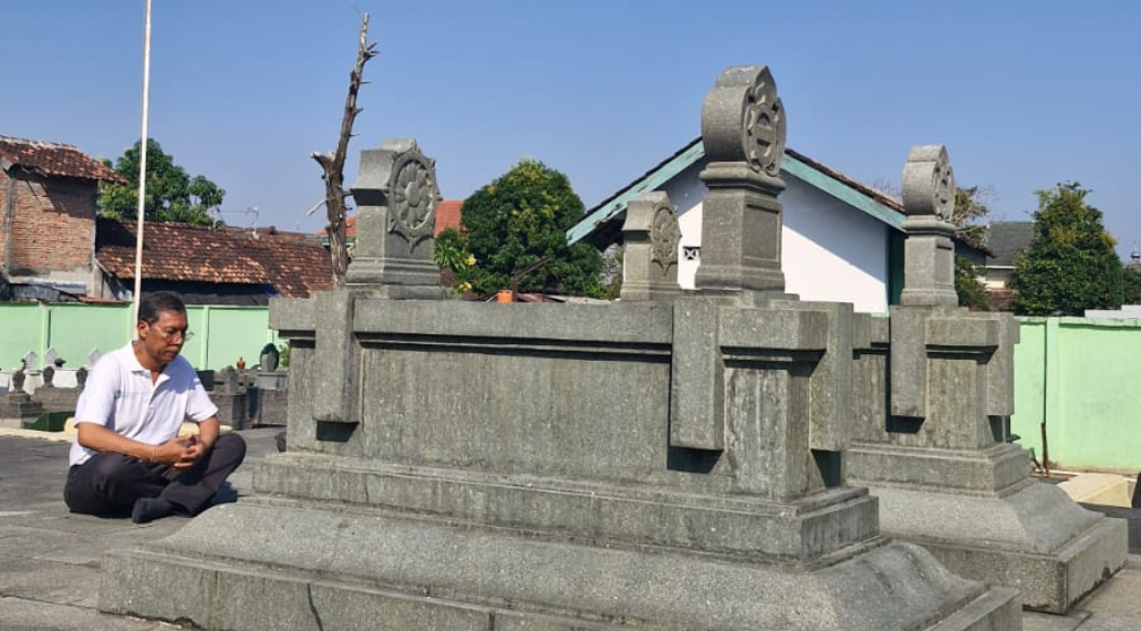 Dari Makam Ki Hadjar Dewantara sampai Candi Prambanan