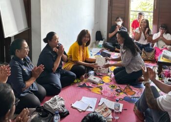 Penguatan Kesadaran Kesehatan Mental Berbasis Digital bagi Pendukung Sebaya Orang Dengan HIV (ODHIV) di Kota Denpasar