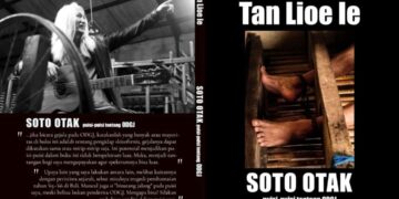 SEBUT SAJA NAGA DALAM GELAP: Dunia Lain, Tan Lioe Ie, dan Cahaya Pink Floyd