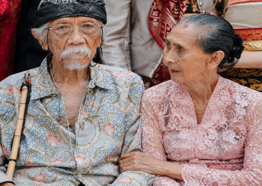 Sehidup Semati, Bersama dalam Kehidupan, Bersama dalam Perjalanan Pulang