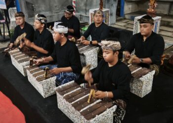 Sampah Plastik yang Turut Membangun Merdu dan Syahdu Suara Gamelan Selonding