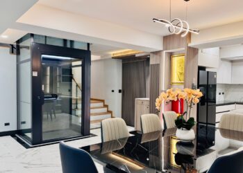 Lift Rumah Mewah Kalea untuk Hunian Premium