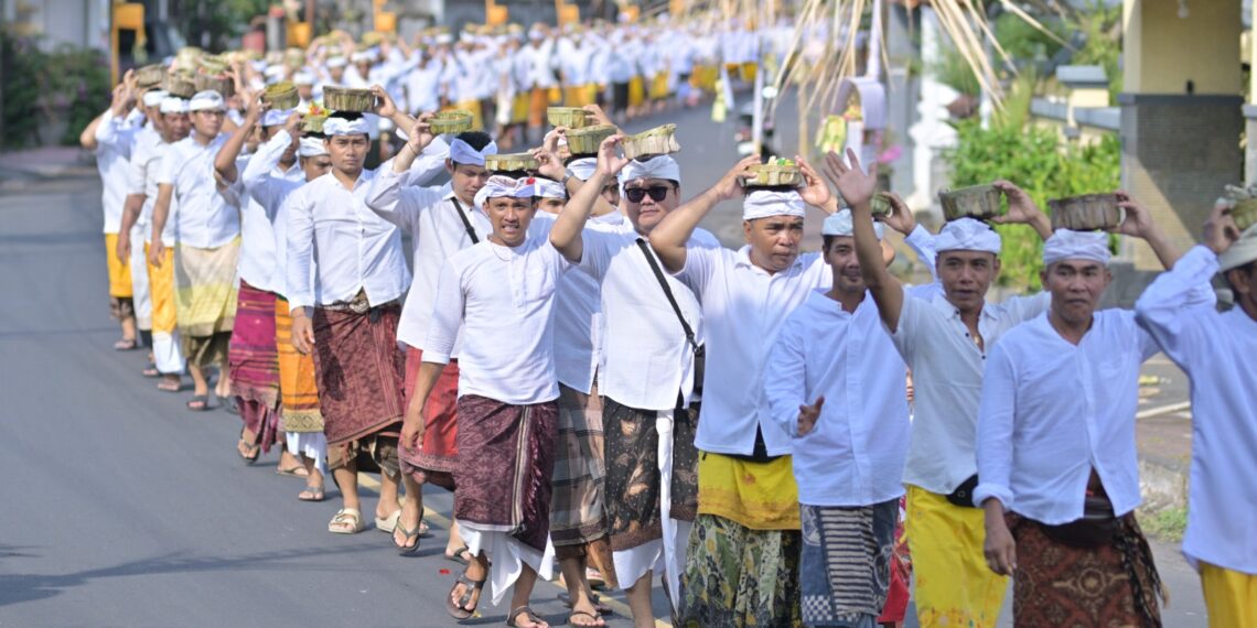 Ngusaba Segara lan Ngusaba Nini Desa Adat Kusamba: Generasi Muda Jangan Malu Lestarikan Tradisi