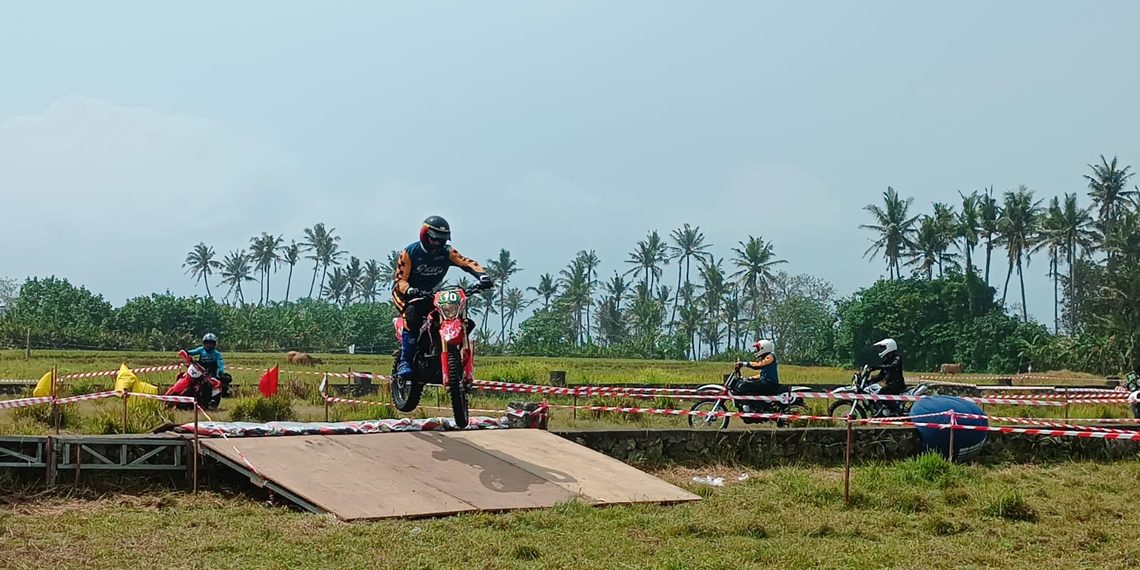Deru Mesin di Pesisir Tabanan: Keseruan Swank Rally Tutup Rangkaian Slidetober Fest 2026