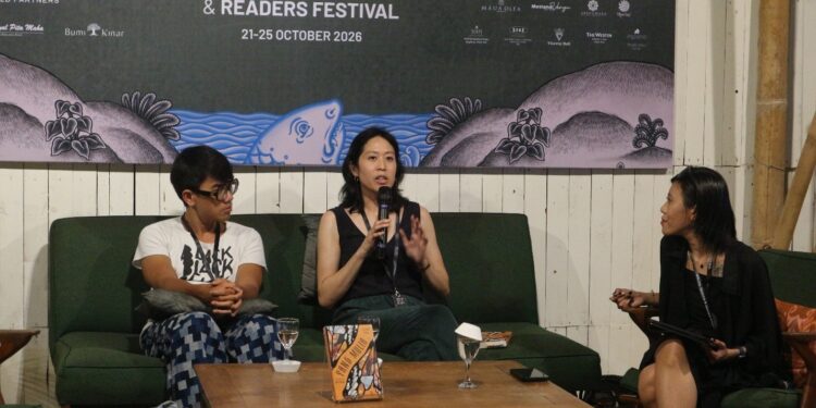 Ketika Novel “Yang Mulia (The Majesties)” karya Tiffany Tsao Pulang Kampung