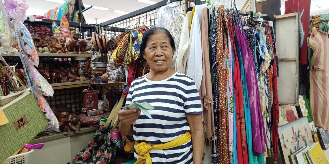 Pasar Seni Sukawati, Megah nan Sunyi